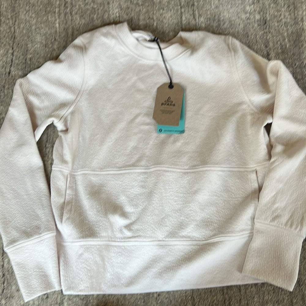 Prana sweatshirt